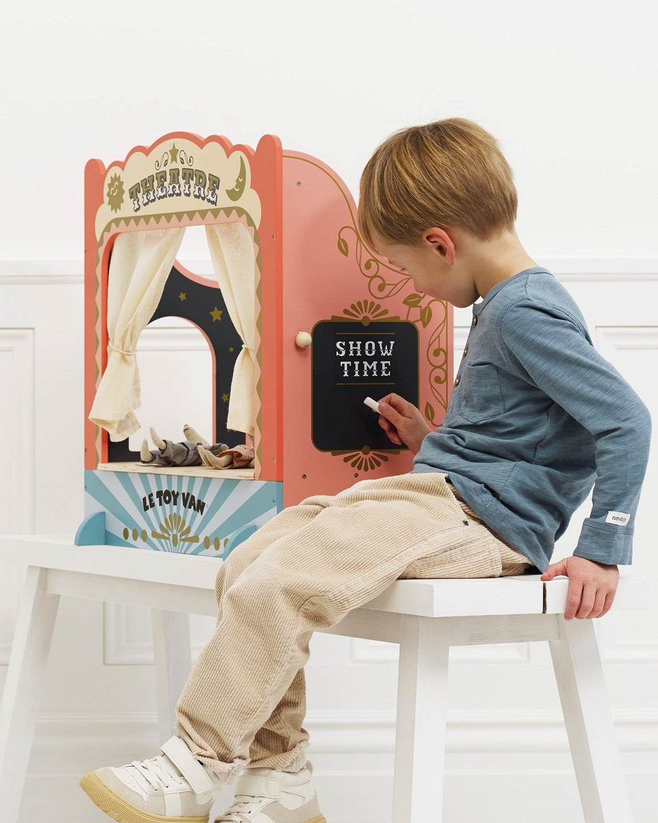 Théâtre de marionnettes féerique : laissez parler votre imagination !