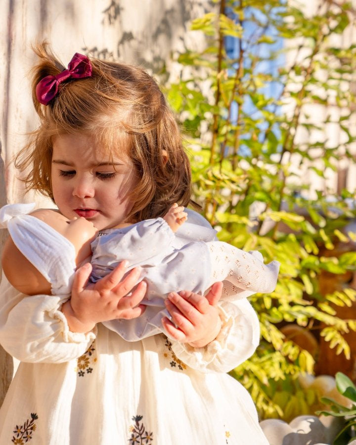 Bébé Gordis - Raky avec blouse fleurie et bandeau - Paola Reina -Poupées- Boutique LeoLudo-Paola Reina