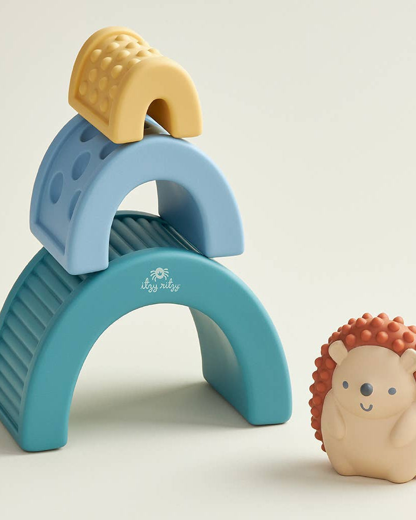 Blocs sensoriels bébé à empiler – Itzy Blocks™ - Jouets d'éveil - Boutique LeoLudo - Itzy Ritzy Canada