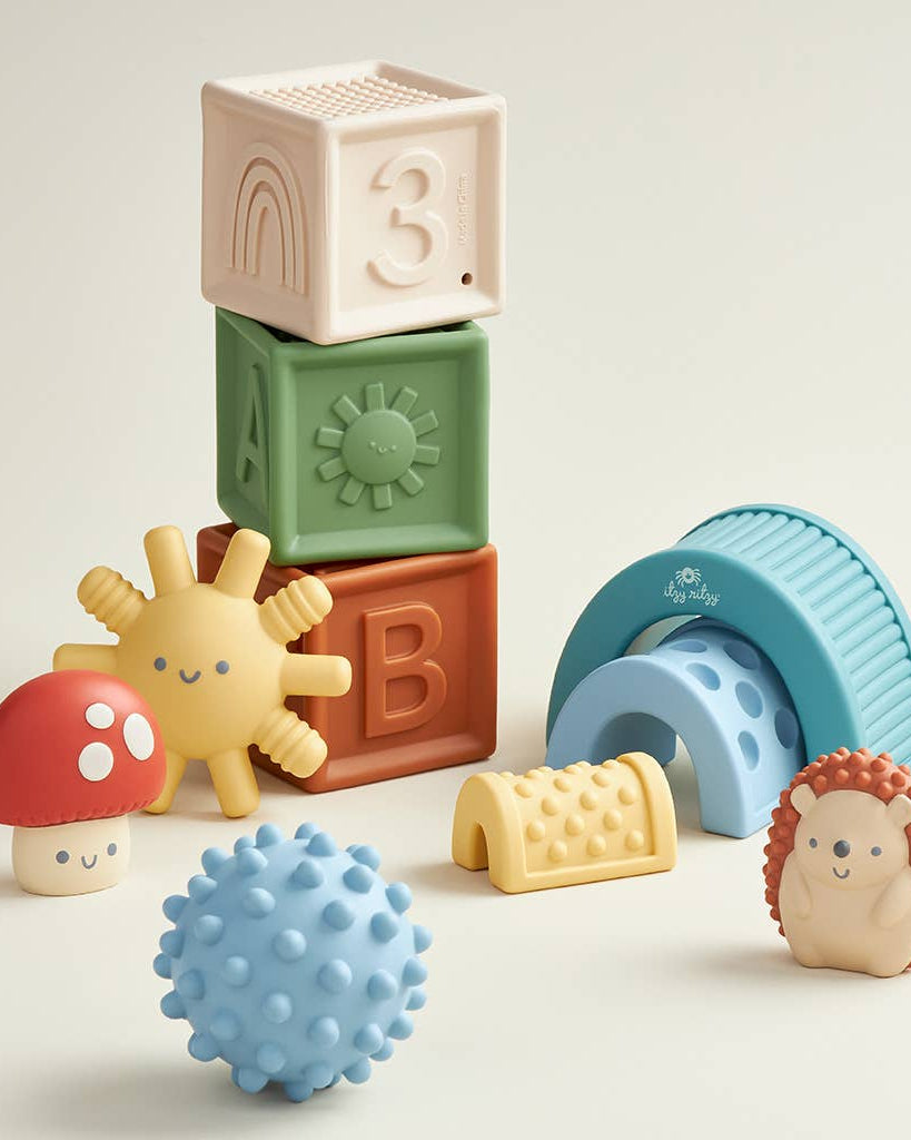 Blocs sensoriels bébé à empiler – Itzy Blocks™ - Jouets d'éveil - Boutique LeoLudo - Itzy Ritzy Canada