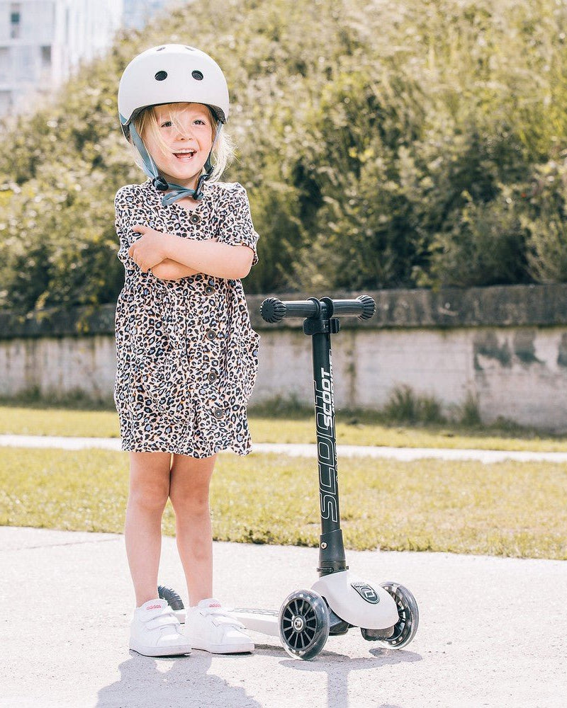 Casque Ash (S-M) - Confort et sécurité assurés ! Jeux d'extérieur- Boutique LeoLudo