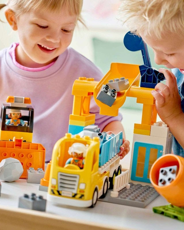 Chantier de construction et véhicules 3 - en - 1 – LEGO DUPLO (84 pcs) - Ensembles de jeu - Boutique LeoLudo - LEGO