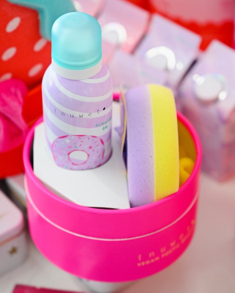 Coffret mousse de douche et accessoires " fun bath box" -Pour le bain- Boutique LeoLudo-inuwet