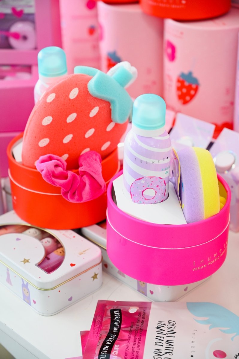 Coffret mousse de douche et accessoires " fun bath box" -Pour le bain- Boutique LeoLudo-inuwet