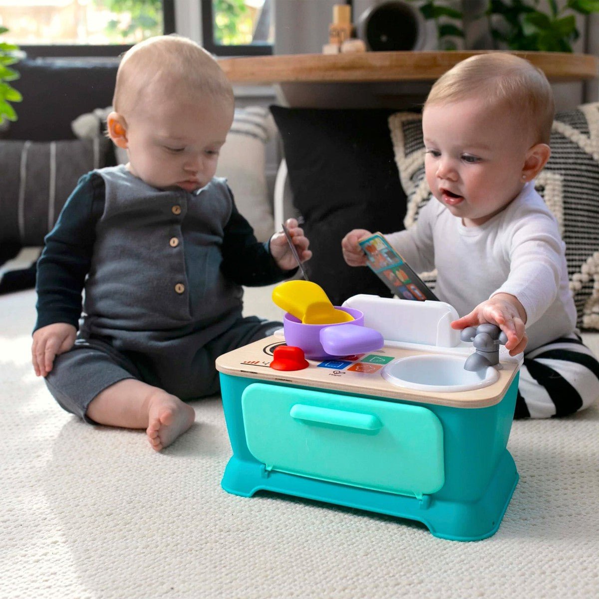 Cuisinière tactile Magic Touch de Baby Einstein Jouets d'imitation- Boutique LeoLudo
