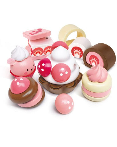 Ensemble desserts aux fraises en bois - Jouets d'imitation - Boutique LeoLudo - Hape