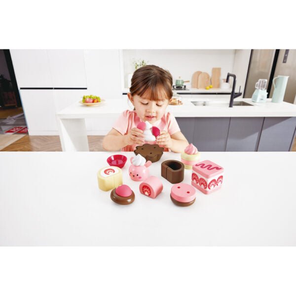 Ensemble desserts aux fraises en bois - Jouets d'imitation - Boutique LeoLudo - Hape