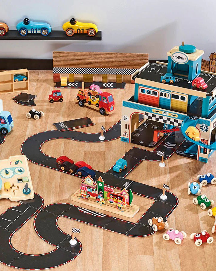 Garage en bois vintage à étages pour petites voitures - Ensembles de jeu - Boutique LeoLudo - Vilac