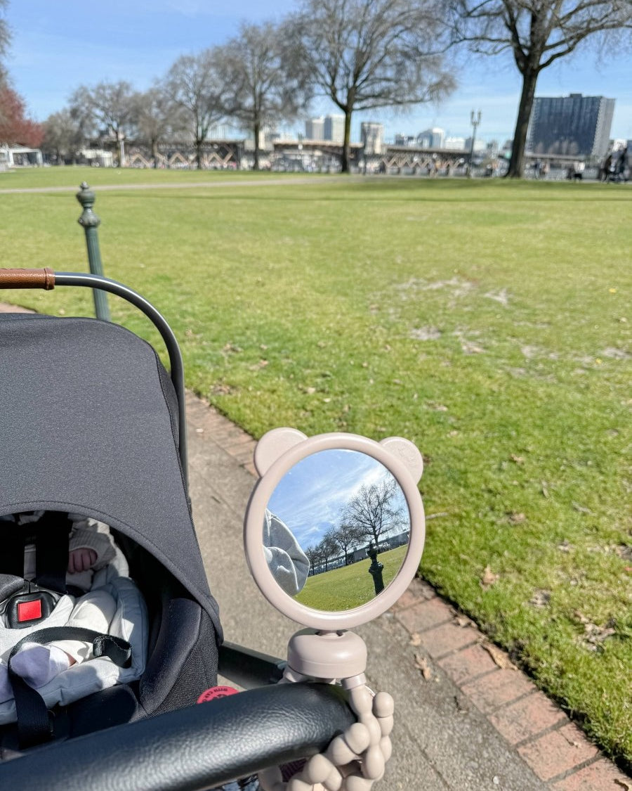 Itzy Peek Stroller Mirror™ – Miroir pour poussette -Équipement bébé- Boutique LeoLudo-Itzy Ritzy Canada