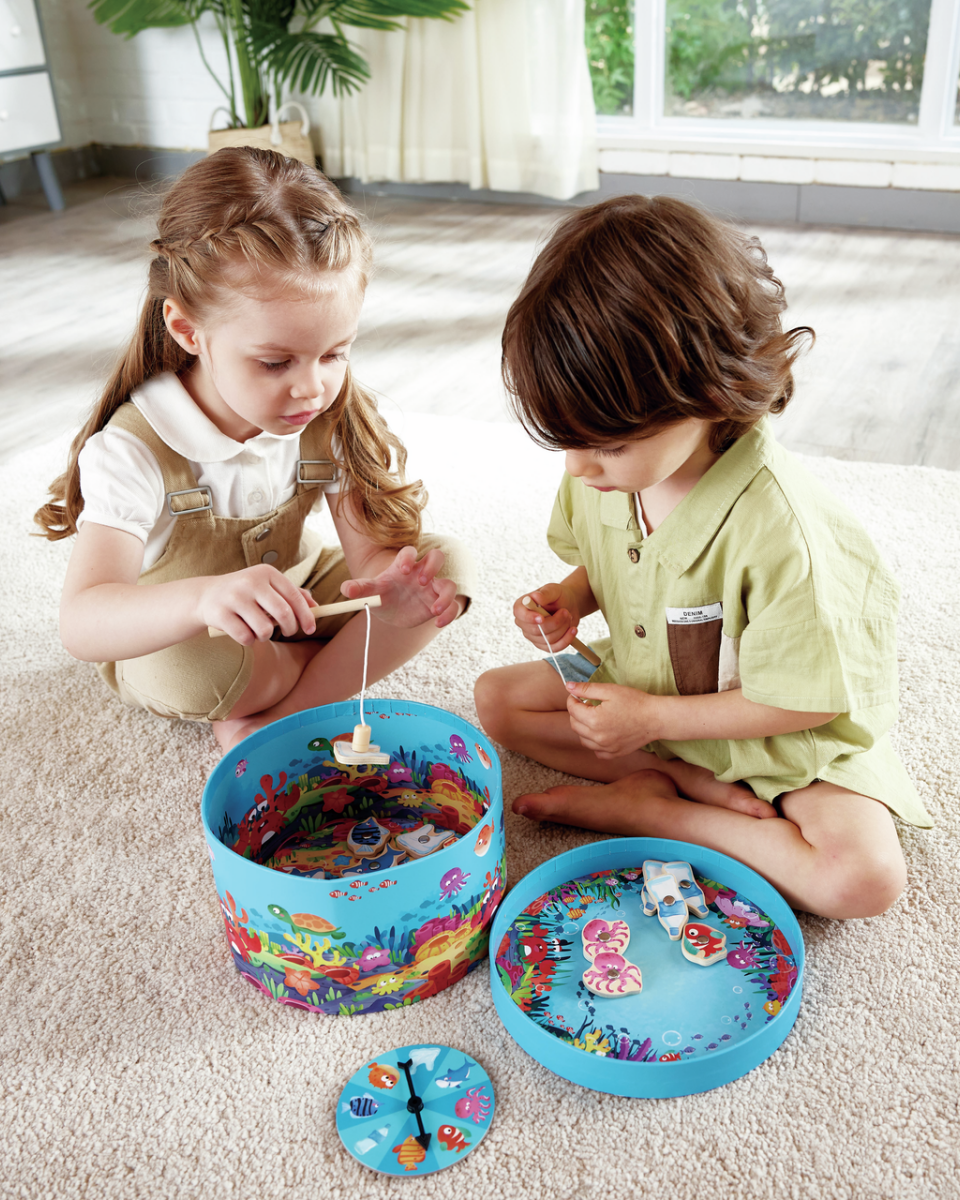 Jeu de pêche magnétique Sous la mer - Jeux d'adresse - Boutique LeoLudo - Hape