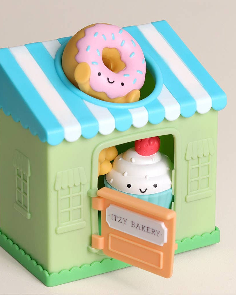 Jouet d’activité bébé à encastrer – Itzy Play Bakery™ - Jouets d'éveil - Boutique LeoLudo - Itzy Ritzy Canada