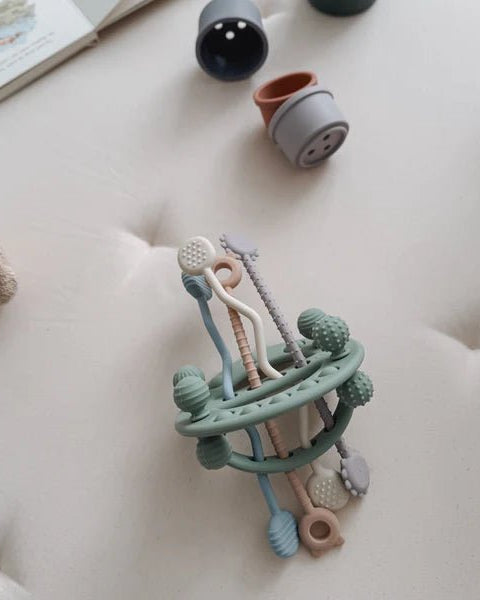 Jouet sensoriel tactile – Pastel - Jouets d'éveil - Boutique LeoLudo - noüka