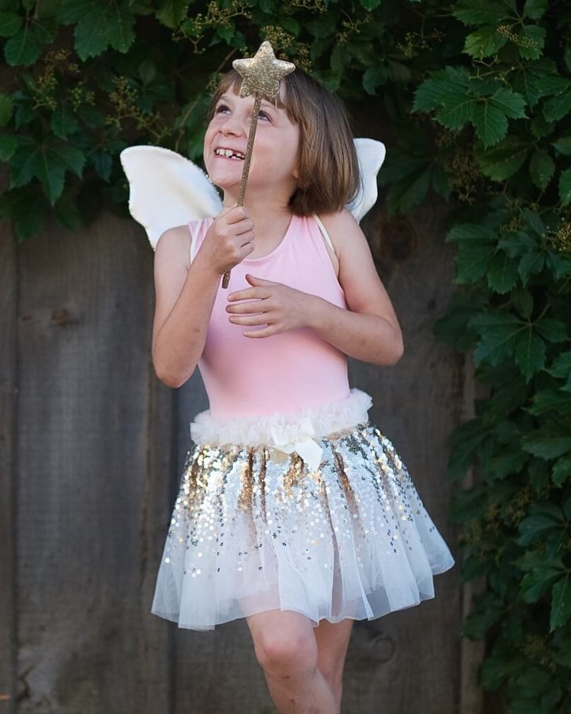 Jupe, ailes et baguette Gracieuse à paillettes d'or - Costumes - Boutique LeoLudo - Great Pretenders