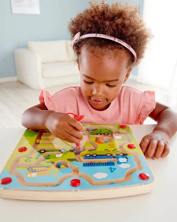 Labyrinthe magnétique – Chantier & chiffres - Jeux magnétiques - Boutique LeoLudo - Hape