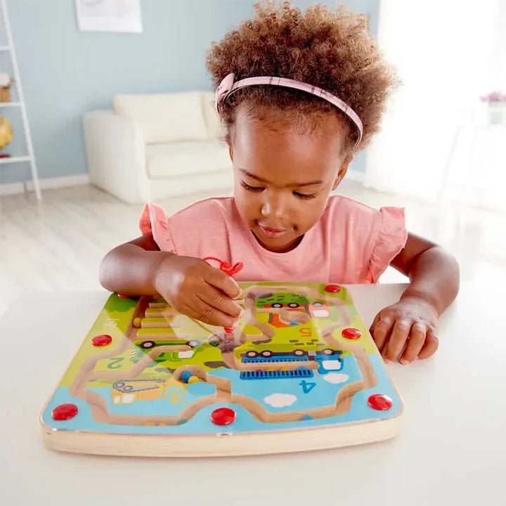 Labyrinthe magnétique – Chantier & chiffres - Jeux magnétiques - Boutique LeoLudo - Hape