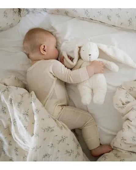 Lapin Polaire Moonie – Peluche sonore biologique avec veilleuse - Jouets d'éveil - Boutique LeoLudo - moonie