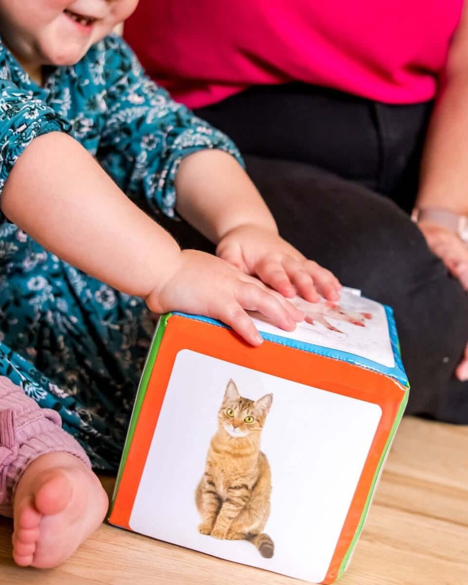 Le dé des premiers mots: générez des titres accrocheurs en quelques secondes! Jeux de société- Boutique LeoLudo