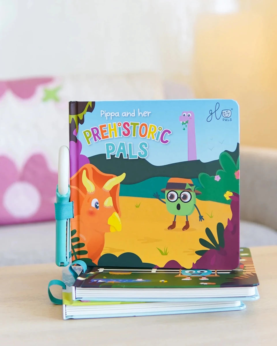 Livre interactif lumineux Glo Pals – Pippa's Prehistoric Pals (EN) - Livres - Boutique LeoLudo - Glo Pals