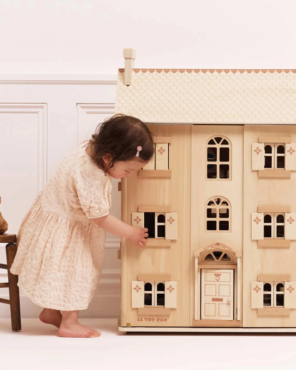 Maison de poupée en bois naturel - Maisons de poupée - Boutique LeoLudo - Le Toy Van