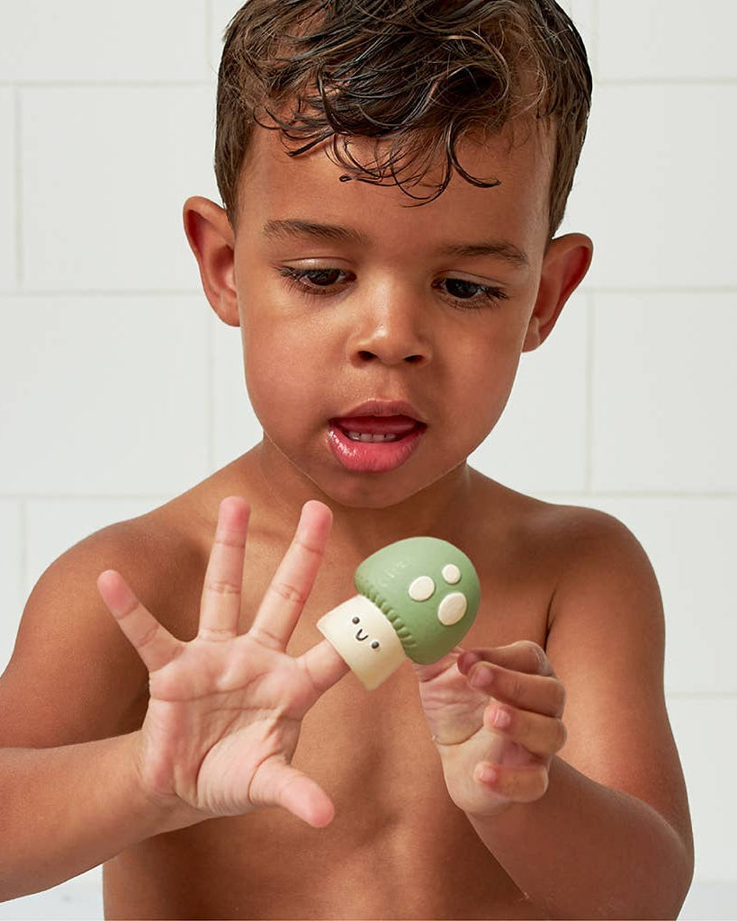 Marionnettes Itzy Bitzy Puppets™ – Jouets de bain et d’histoires - Jouets d'éveil - Boutique LeoLudo - Itzy Ritzy Canada