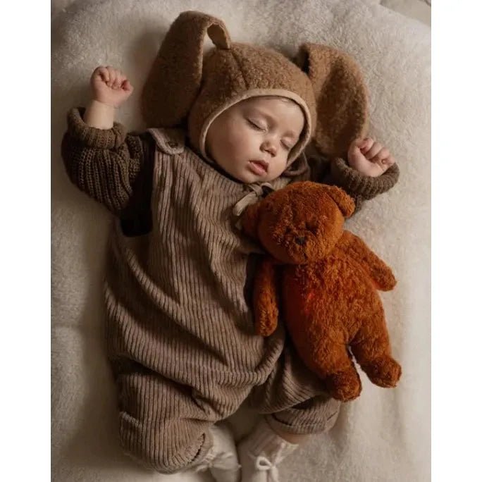Ourson Caramel Moonie – Peluche sonore biologique avec veilleuse - Jouets d'éveil - Boutique LeoLudo - moonie