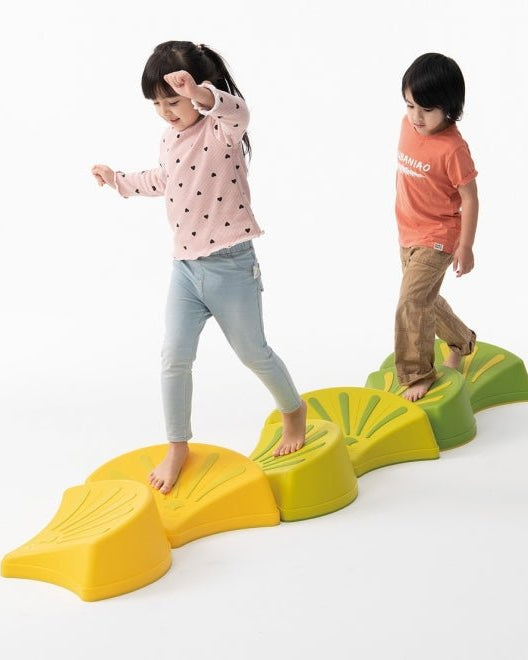 Parcours d’équilibre – Sloped Stones (6 pièces) - Jeu actif - Boutique LeoLudo - Weplay