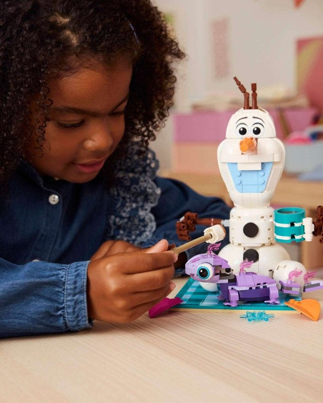 Pique - nique amusant d’Olaf et Bruni – LEGO Disney Frozen (478 pcs) - Jeux de construction - Boutique LeoLudo - LEGO