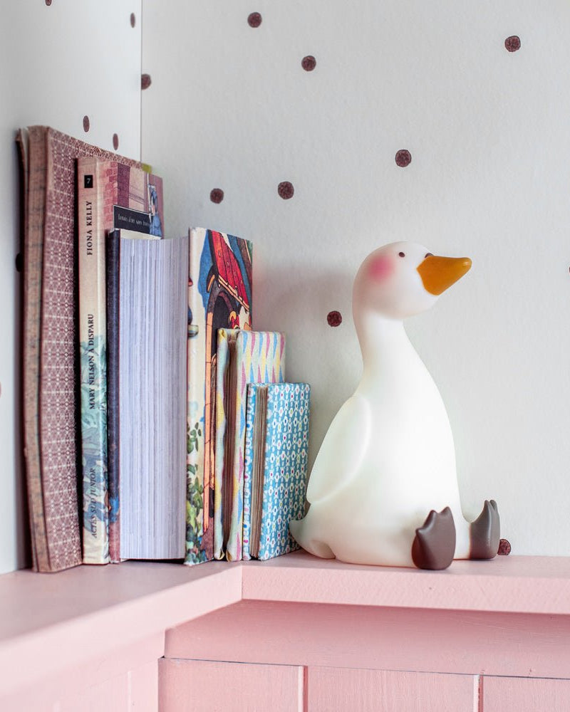 Veilleuse portable Cygne : Lumière chaude, autonomie 15h, recharge USB rapide. Parfait compagnon nocturne pour bébé !