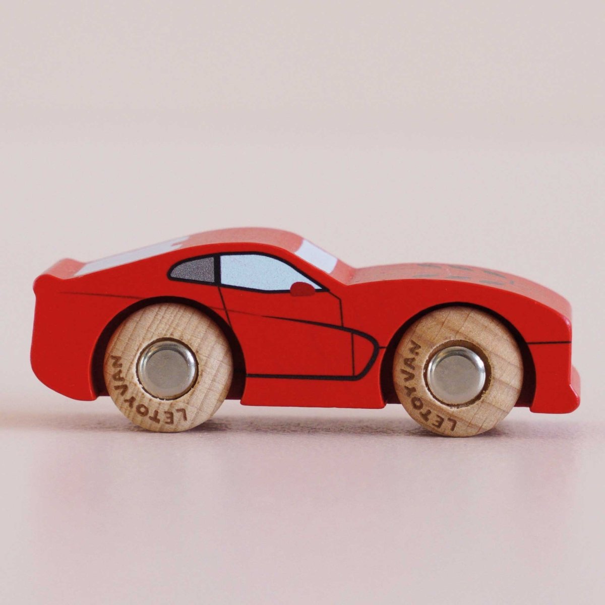 Voiture en bois Jasper -Véhicules de jeu- Boutique LeoLudo-Le Toy Van