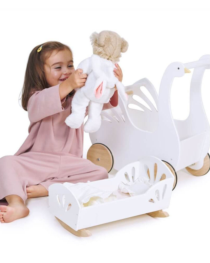 Bassinette Sweet Swan pour poupée - Accessoires poupée - Boutique LeoLudo - Tender Leaf Toys