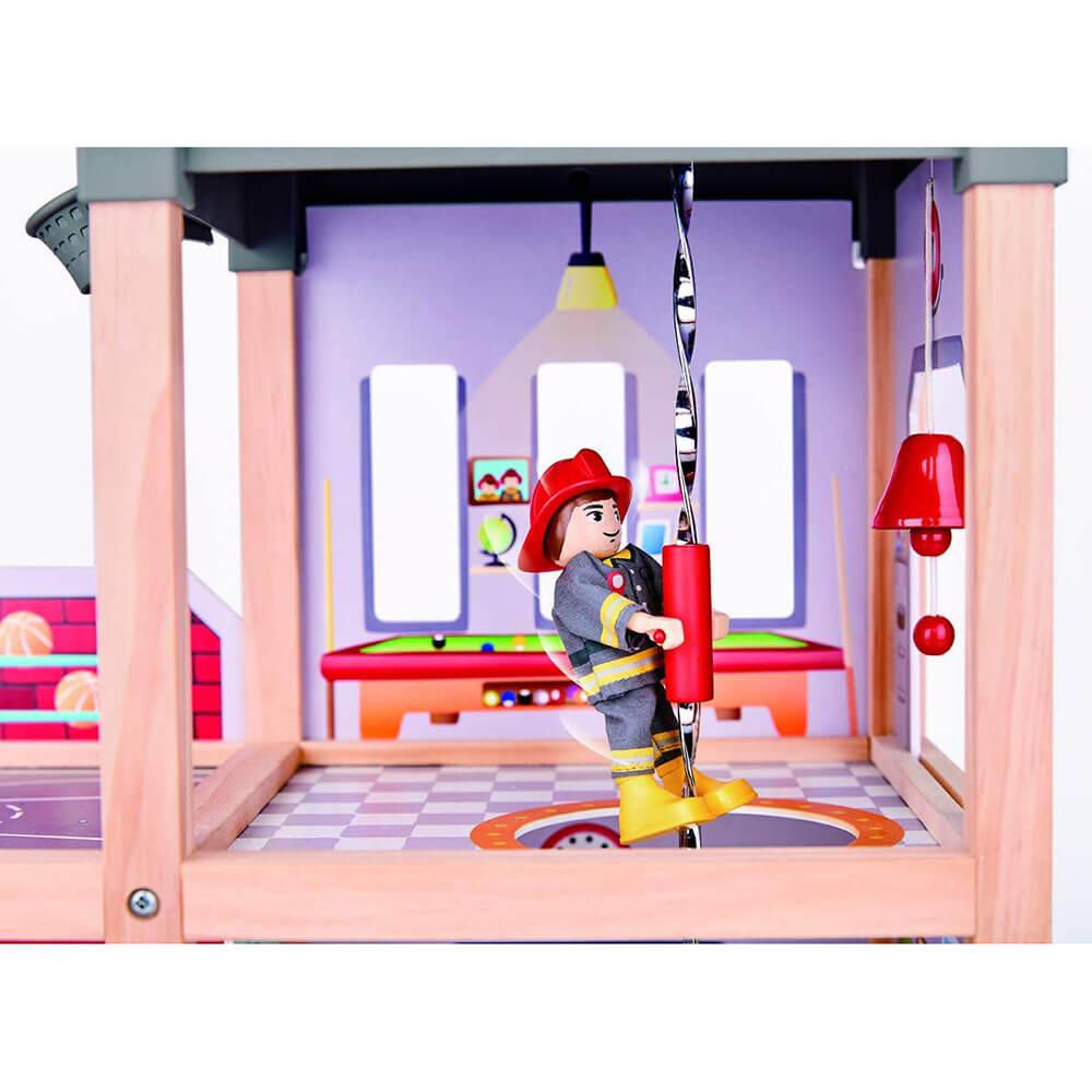 Caserne de pompiers de la ville - Ensembles de jeu - Boutique LeoLudo - Hape