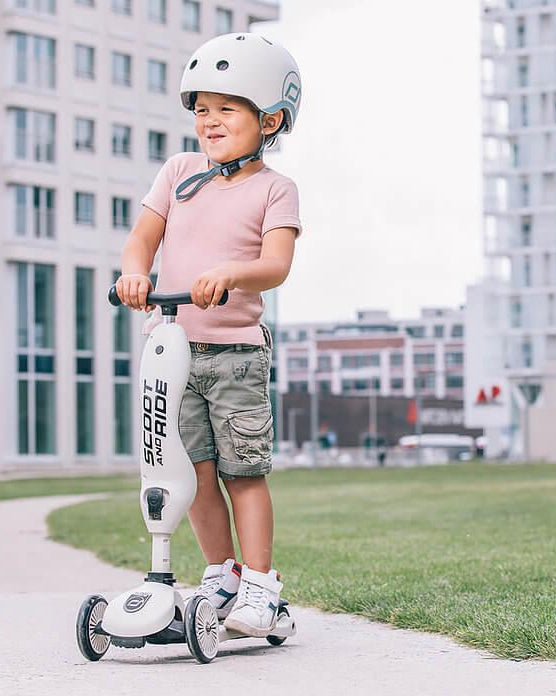 Casque Ash (XXS–S) - Jeux d'extérieur - Boutique LeoLudo - Scoot & Ride