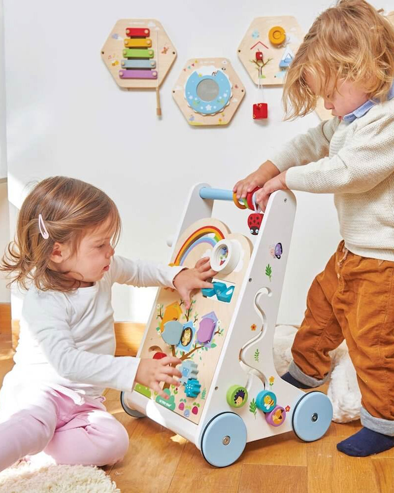 Chariot de marche d'éveil Petilou - Trotteurs - Boutique LeoLudo - Le Toy Van