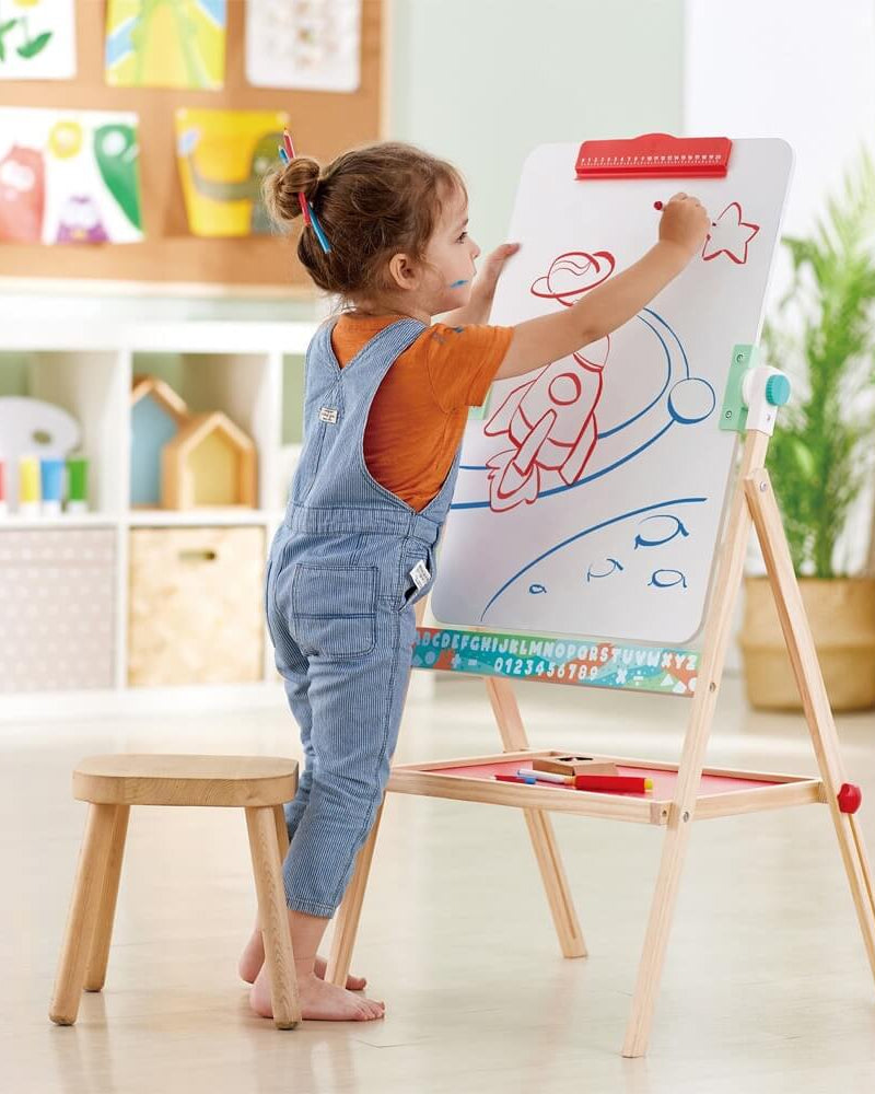 Chevalet pivotant et pliable Flip Flat avec craies + marqueurs - Art & bricolage - Boutique LeoLudo - Hape