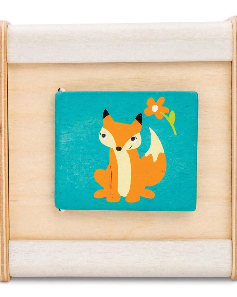 Cube d'activités Petilou - Jouets d'éveil - Boutique LeoLudo - Le Toy Van