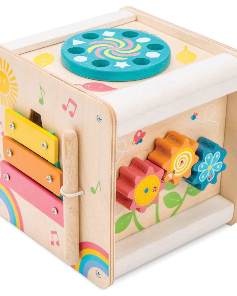 Cube d'activités Petilou - Jouets d'éveil - Boutique LeoLudo - Le Toy Van
