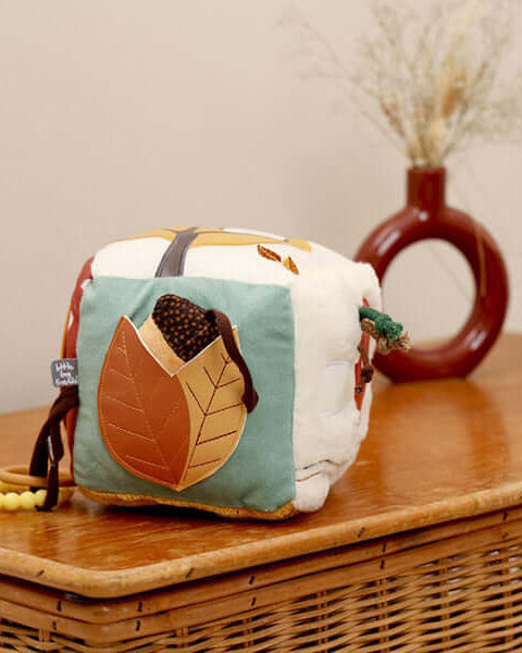 Cube d'activités sensorielles en tissu - Forêt - Jouets d'éveil - Boutique LeoLudo - Little Big Friends