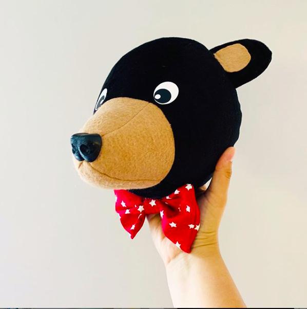 Décoration murale - Ours avec papillon rouge de La Petite Renarde - Boutique LeoLudo