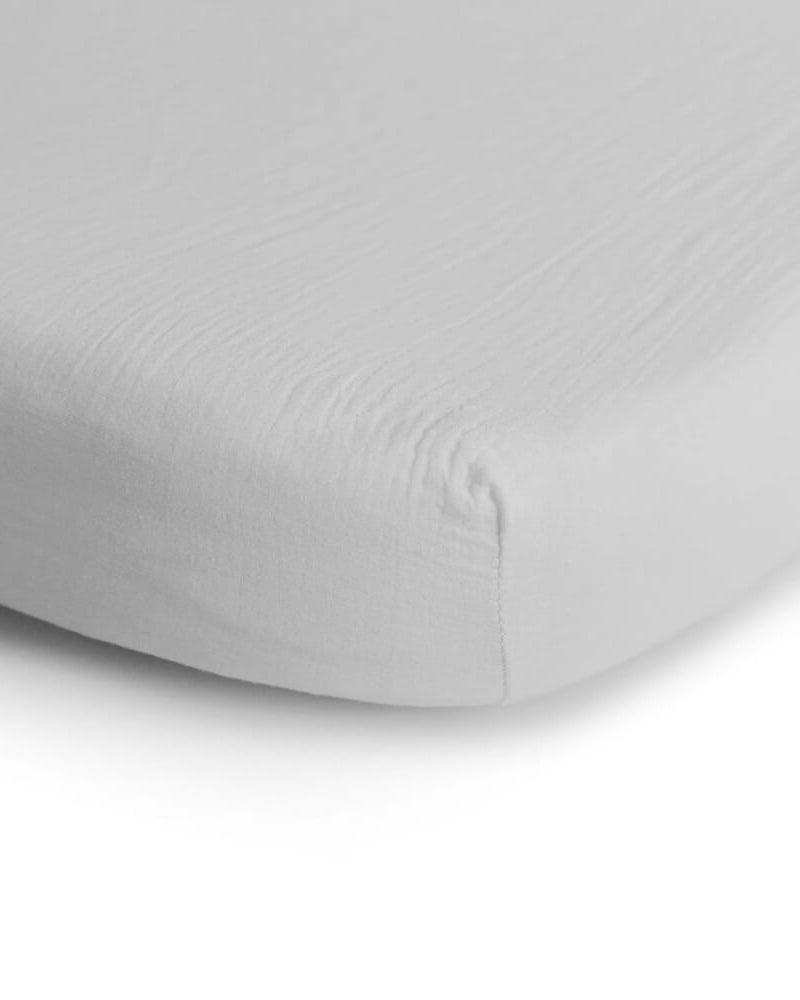 Drap contour de lit de bébé en mousseline - Blanc - Literie - Boutique LeoLudo - Mushie