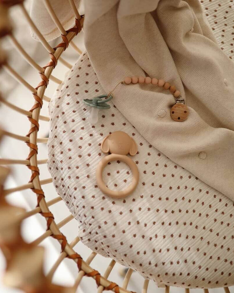 Drap contour de lit de bébé en mousseline - Bloom - Literie - Boutique LeoLudo - Mushie