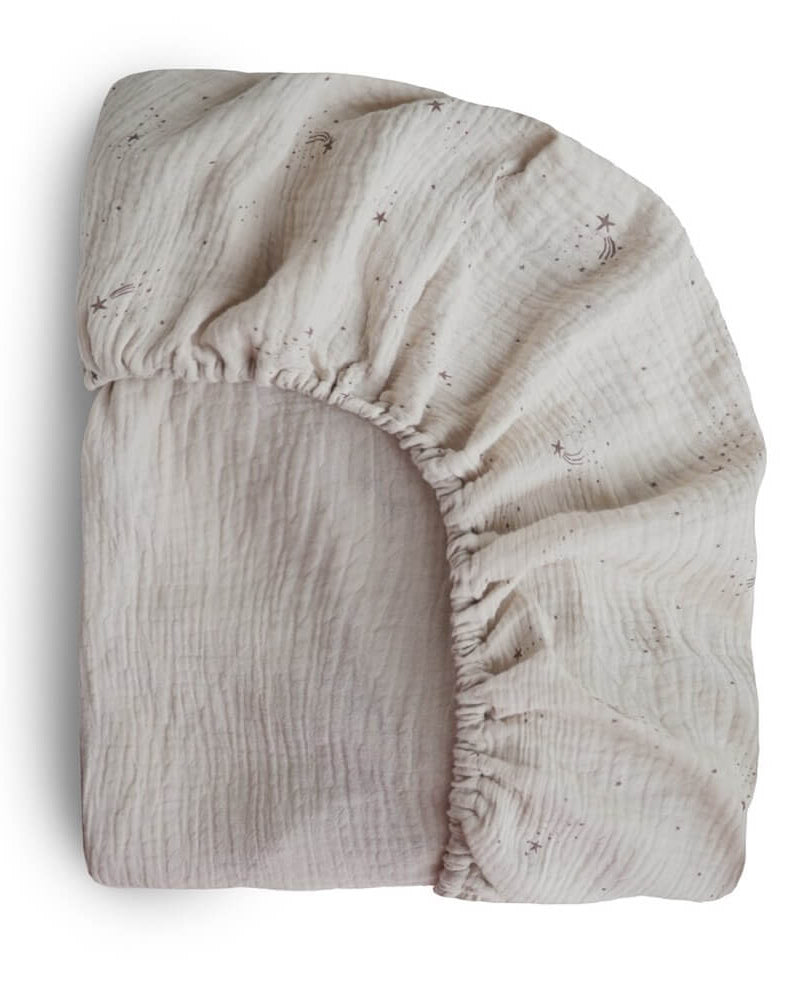 Drap contour de lit de bébé en mousseline - Étoiles filantes - Literie - Boutique LeoLudo - Mushie