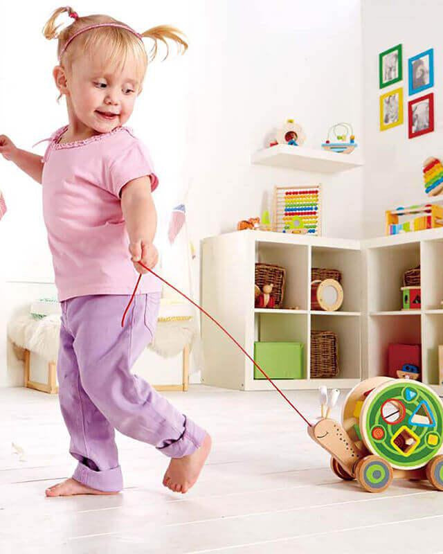 Escargot à promener - Jouets à tirer / pousser - Boutique LeoLudo - Hape