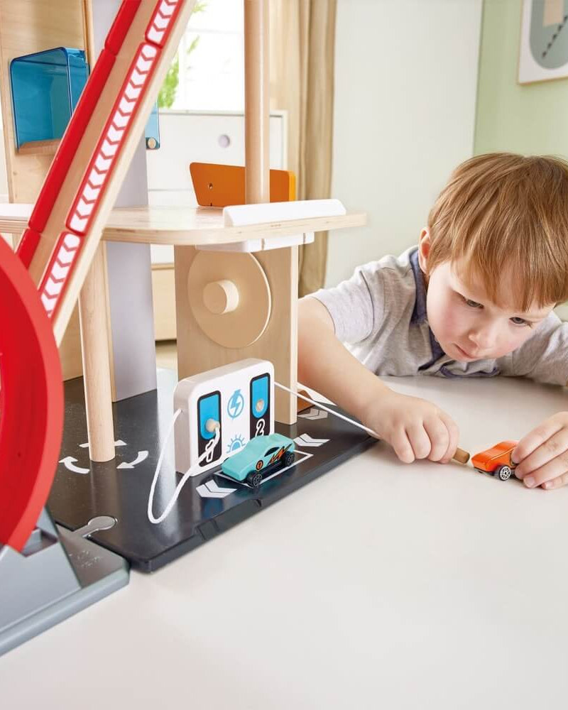 Garage de cascadeurs Gearhead - Ensembles de jeu - Boutique LeoLudo - Hape