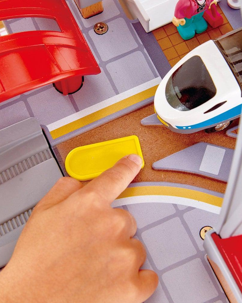 Gare de Grand City - Ensembles de jeu - Boutique LeoLudo - Hape