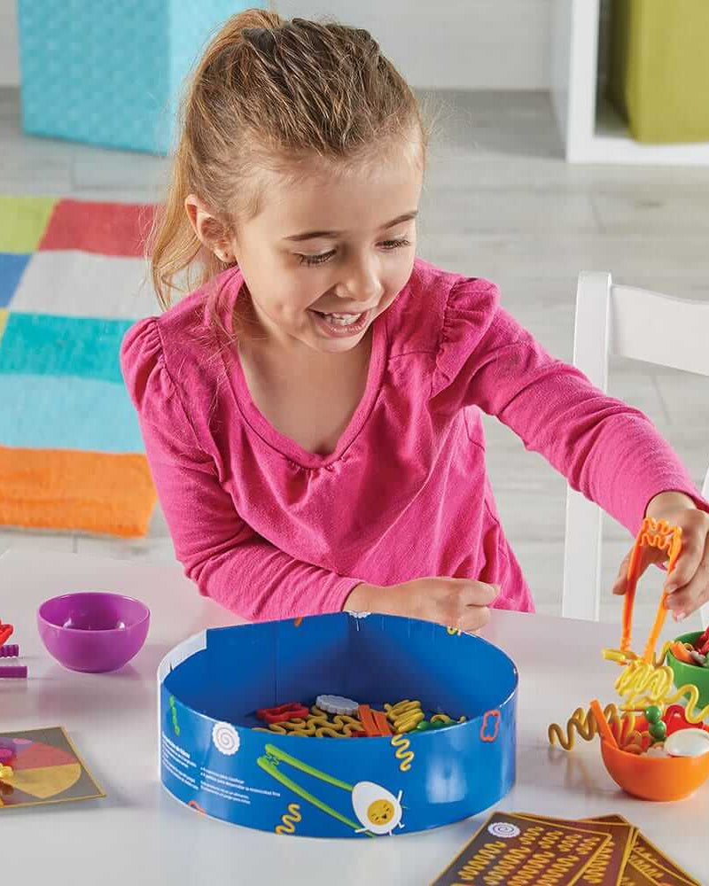 Jeu de motricité fine Ramen Noodle Knockout - Jeux de société - Boutique LeoLudo - Learning Resources