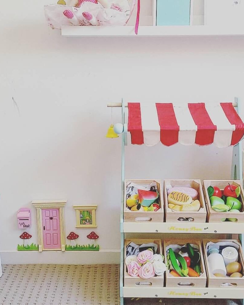 Kiosque de marché Honeybee - Jouets d'imitation - Boutique LeoLudo - Le Toy Van