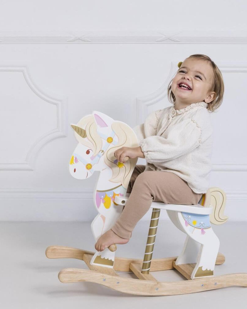 Licorne à bascule du carousel - Porteurs - Boutique LeoLudo - Le Toy Van