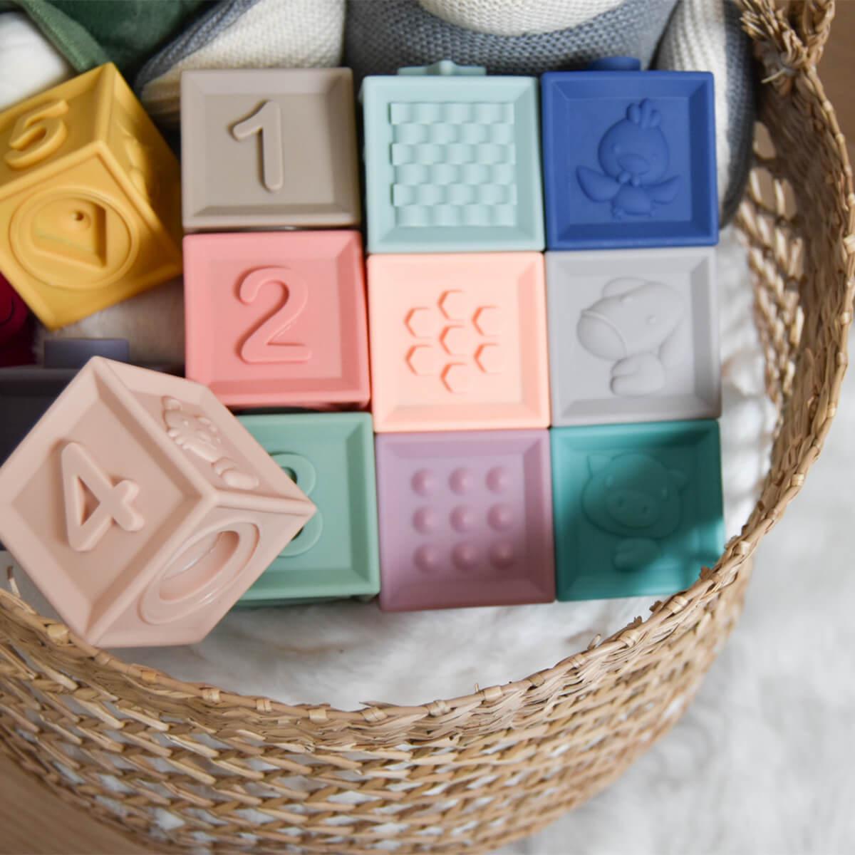 Mes premiers cubes éducatifs 3D - Jouets à trier & empiler - Boutique LeoLudo - BabyToLove