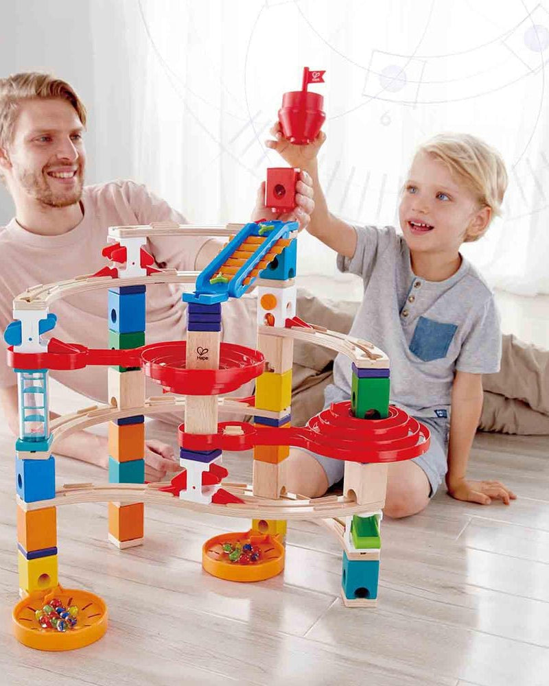 Parcours de billes Super spirales Quadrilla (129 pcs) - Jeux de construction - Boutique LeoLudo - Hape