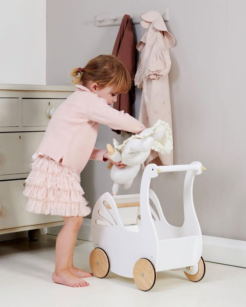 Poussette Sweet Swan pour poupée - Jouets d'imitation - Boutique LeoLudo - Tender Leaf Toys